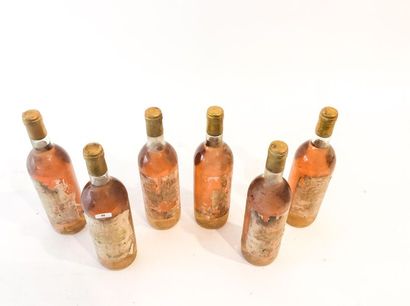 BORDEAUX (SAUTERNES) Blanc liquoreux, Château Haut-Bergeron 1975, six bouteilles...