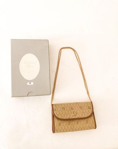 CHRISTIAN DIOR Handbag in monogrammed canvas, with original box, l. 19,5 cm.