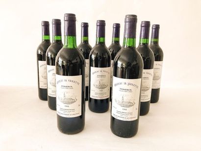 BORDEAUX (POMEROL) Rouge, Château La Violette 1992, six bouteilles dans leur caisse...
