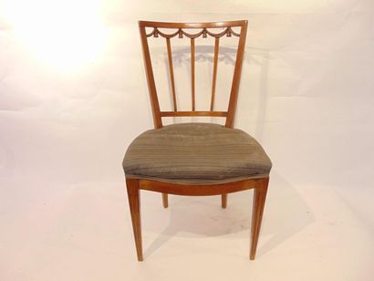 null Suite of twelve chairs, openwork festooned backrest, 19th-20th century, varnished...