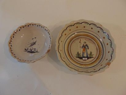BRUXELLES [attribué à] Bowl with polychrome decoration and bowl with grisaille decoration...