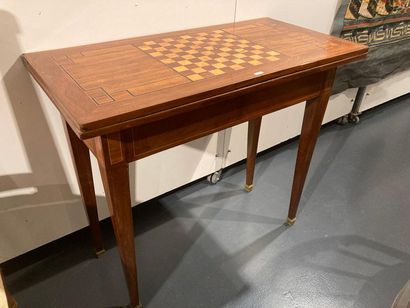 null Table à jeu en console de style Louis XVI, XIXe, bois de placage à échiquier...
