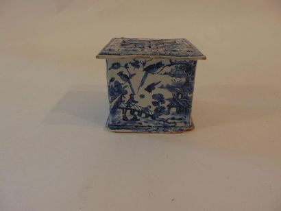 DELFT Cubic stove with fine blue monochrome decoration, 18th century, stanniferous...