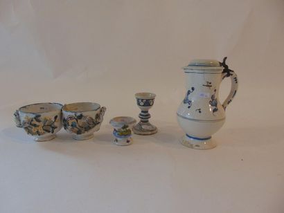 null Set of antique stanniferous earthenware, four pieces (double pot ansé with openwork...