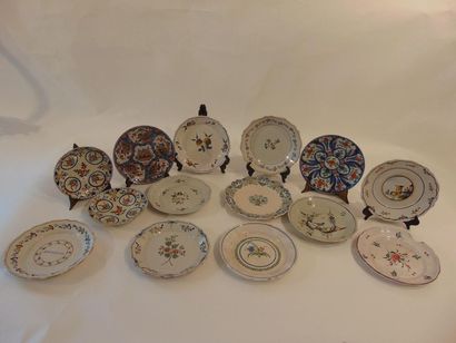 null Set of antique plates in stanniferous earthenware with polychrome decorations,...