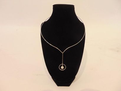 null Ras-de-cou Design en or blanc 18 carats à pendentif orné d'une perle, poinçon,...