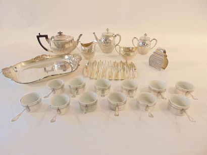 null Lot of silverware (silver plated metal): parts of tea sets, asparagus dish with...