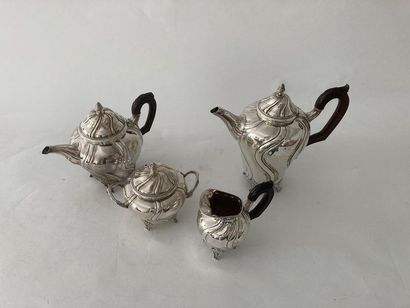 DELHEID Service à thé et à café de style Louis XV, XXe, argent ciselé, anses en bois...