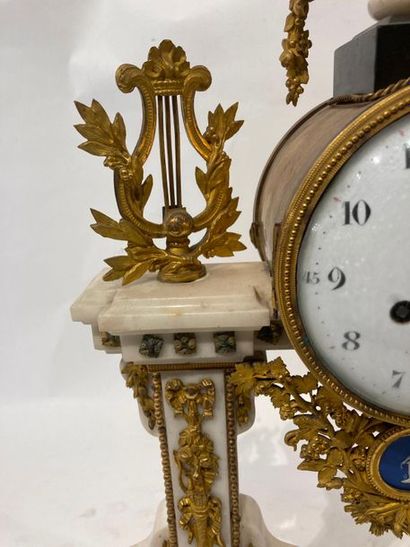 null Important Louis XVI period portal clock with lyres, late 18th century, marble,...