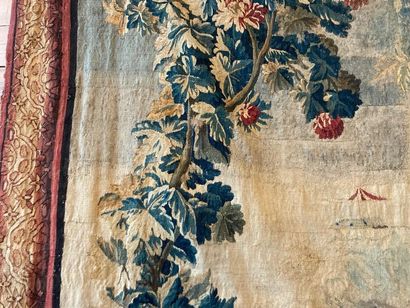 AUBUSSON [attribué à] "Verdure aux échassiers", XVIIIe, tapisserie, 257x334 cm env....