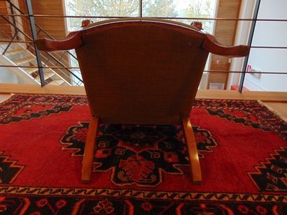 null Paire de fauteuils de style Restauration à accotoirs en crosse, XXe, bois verni,...