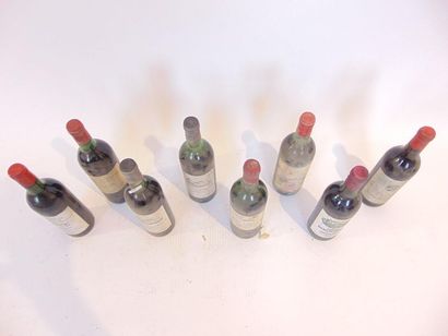 BORDEAUX Rouge, huit bouteilles :

- (SAINT-ÉMILION-GRAND-CRU), Château Haut-Rocher...
