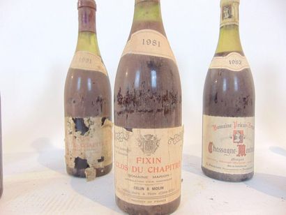 BOURGOGNE Rouge, dix bouteilles :

- (VOSNE-ROMANÉE), Bachey-Deslandes 1967, une...
