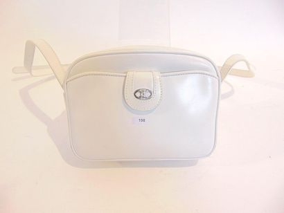 CELINE - PARIS White handbag, with cover, l. 21 cm [wear and tear].