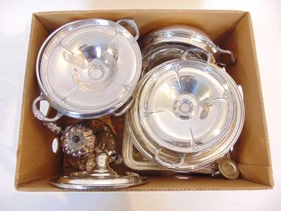 null Lot of silverware (silver plated metal): teapot, soup tureen, terrines (including...