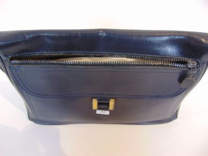 DELVAUX - BRUXELLES Navy leather handbag, with mirror and cover, l. 34 cm [wear and...