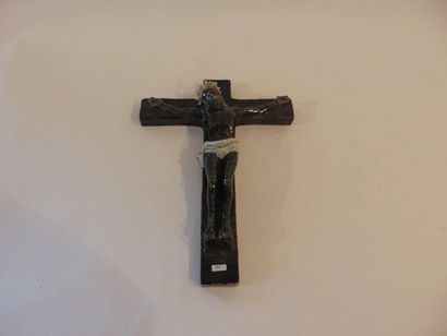 PICARD Denise "Crucifix", XXe, sujet en céramique émaillée, signé au dos, h. 46 cm...