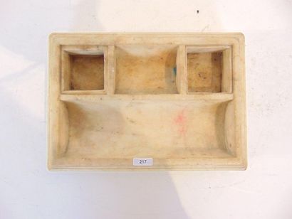 null Rectangular writing case, 19th century, moulded marble, l. 27 cm [alterations...