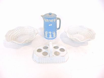 null Porcelain set, four pieces (Wedgwood jasperware covered jug, pair of openwork...