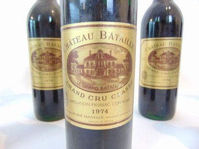 BORDEAUX (PAUILLAC) Rouge, Château Batailley, 5e grand cru classé 1974, douze bouteilles...