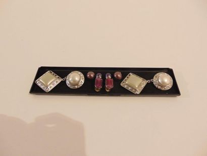 null Set of three pairs of fancy ear clips.