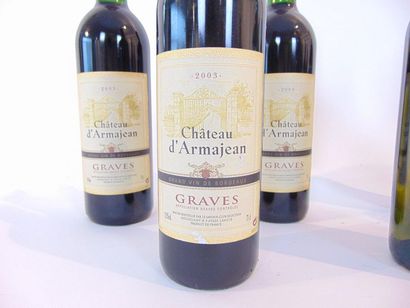 BORDEAUX Rouge et blanc, douze bouteilles :

- (MÉDOC), rouge, Château Le Breuil-Renaissance...