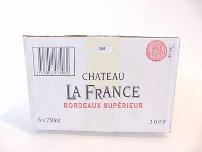 BORDEAUX (MÉDOC) Rouge, Château La France 2009, six bouteilles dans leur carton d'origine...