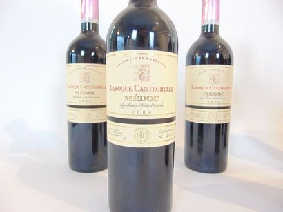 BORDEAUX Rouge, douze bouteilles :

- (-SUPÉRIEUR), Château Les Gruppes 1990, trois...