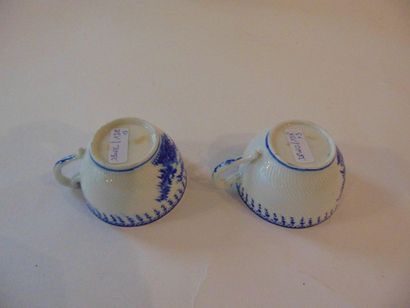 TOURNAI Pair of small cups with a thousand ribs and ronda decoration in blue monochrome,...