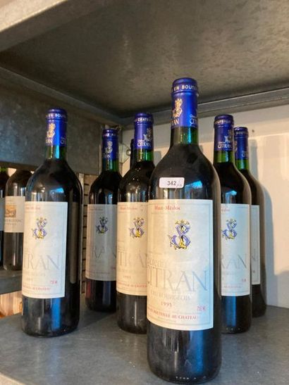 BORDEAUX (HAUT-MÉDOC) Rouge, Château Citran, cru bourgeois 1995, huit bouteilles...