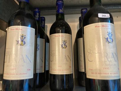 BORDEAUX (HAUT-MÉDOC) Rouge, Château Citran, cru bourgeois 1995, huit bouteilles...
