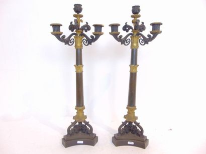 null Pair of Louis-Philippe period four-burner candelabra, mid-XIXth century, bronze...