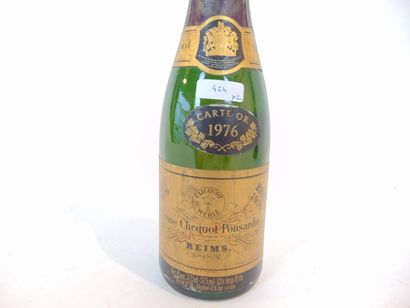 CHAMPAGNE Blanc effervescent, Veuve Clicquot-Ponsardin 1973 (brut), 150e anniversaire...