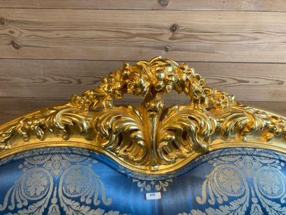 null Transition style sofa, 20th century, richly carved and gilded wood, lampas trim,...