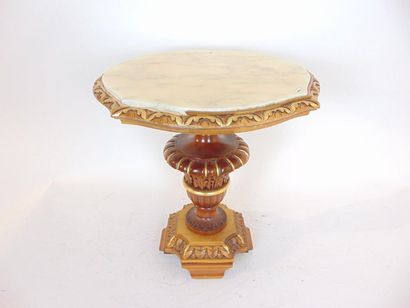 null Small pedestal table with baluster shaft, 20th century, partially gilded carved...