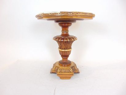 null Small pedestal table with baluster shaft, 20th century, partially gilded carved...
