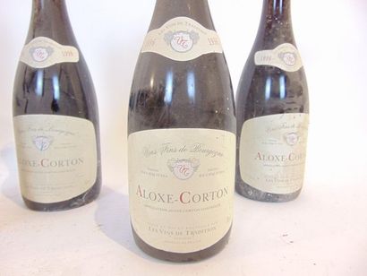 BOURGOGNE Rouge, neuf bouteilles :

- (ALOXE-CORTON), Les Vins de Tradition 1996,...