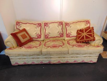 null Pair of three-seater sofas [alterations].