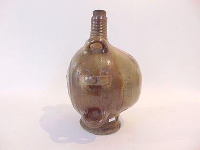 RAEREN [attribué à] Vase-gourde, possiblement XVIIe, grès vernissé, h. 40 cm [altérations...