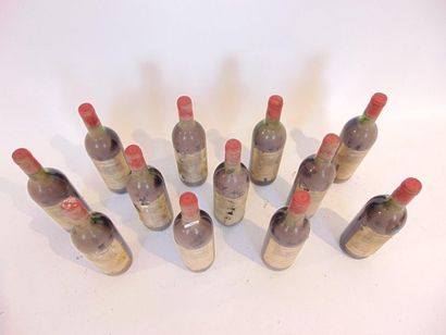 BORDEAUX (SAINT-ÉMILION-GRAND-CRU) Red, Château Capet-Guillier 1981, twelve bottles...