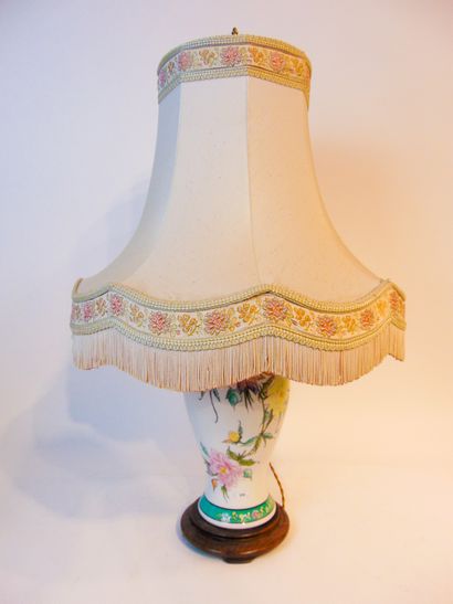 null Two table lamps with polychrome and gold decorations in the Far Eastern style...
