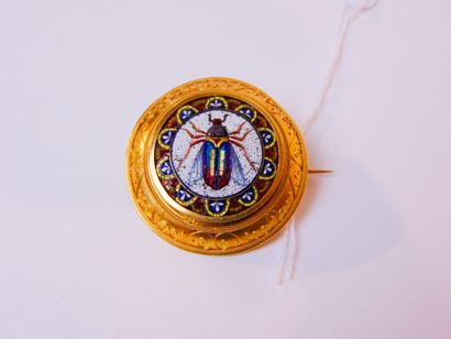 null Magnifique broche ronde d'époque Napoléon III en or jaune (18 carats) ornée...