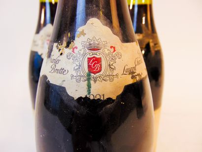 VALLÉE-DU-RHÔNE (CÔTE-RÔTIE) Rouge, Laurent-Charles Brotte 199[.], trois bouteilles...