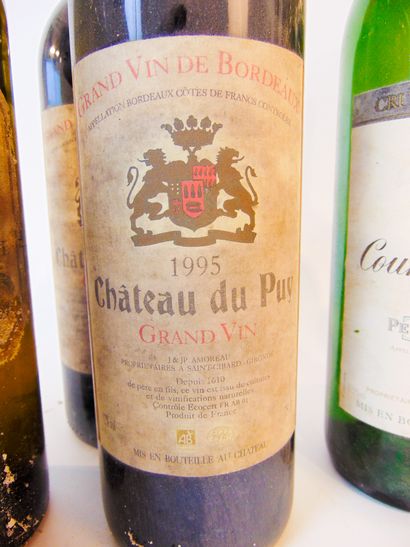 BORDEAUX Rouge et blanc, quatorze bouteilles :

- (MÉDOC), rouge, Château La Tour-Haut-Caussan...