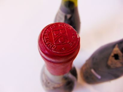 VALLÉE-DU-RHÔNE Red, nine bottles:

- Château de Fonsalette / Château Rayas 1991...