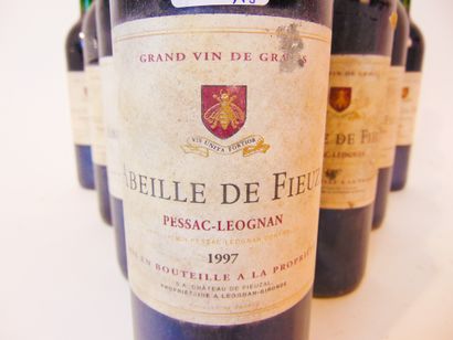 BORDEAUX (PESSAC-LÉOGNAN) Rouge, Château de Fieuzal 1997, dix bouteilles [altérations...