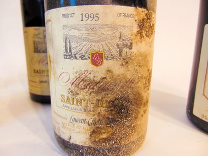 VALLÉE-DU-RHÔNE Rouge, huit bouteilles :

- (VACQUEYRAS), Laurent-Charles Brotte...