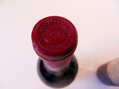 BORDEAUX (GRAVES) Rouge, Château d'Archambeau (Grafé-Lecocq) 1982, huit bouteilles...