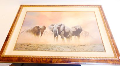 BONE Craig (1955-) "Troupeau d'éléphants", circa 2000, impression sur toile, signée...