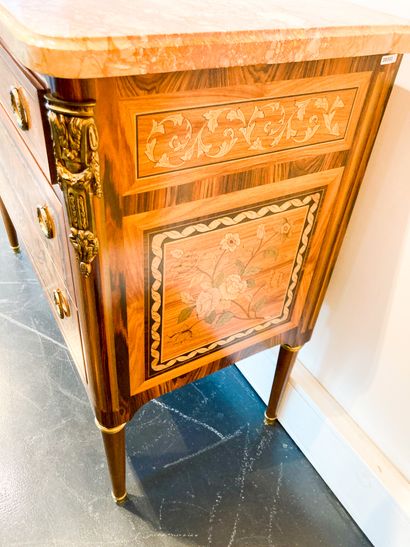 null Louis XVI style chest of drawers opening with three drawers (one in the waist),...